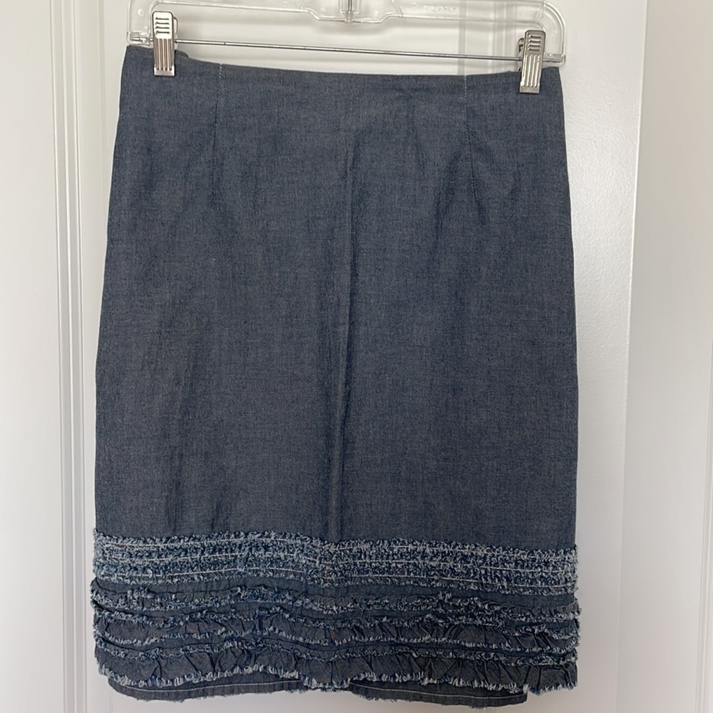 Tommy Bahama Denim | Above-Knee Light Denim Ruffle Skirt | sz 14